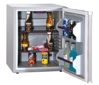 Minibar s plnými dverami